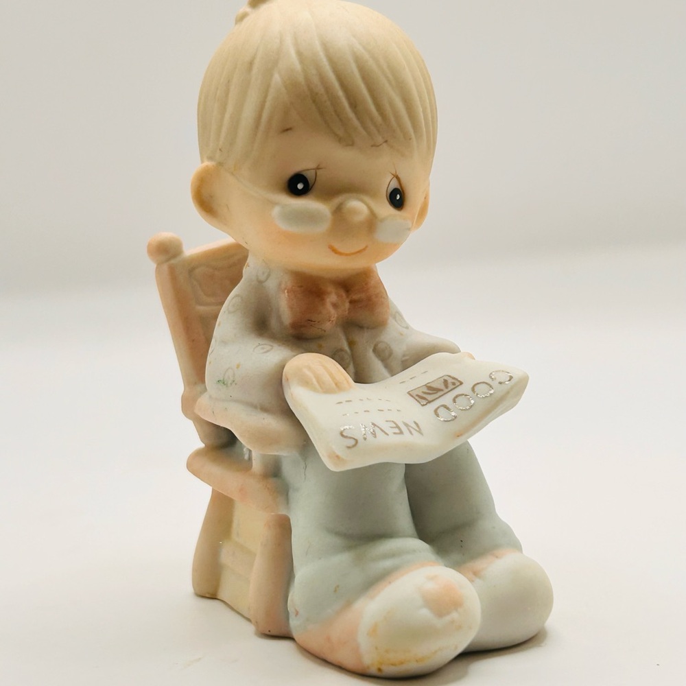 ๐Precious Moments E-0517 The Perfect Grandpa 1983 Grandpa Rocking Chair Ornament - Picture 7 of 7